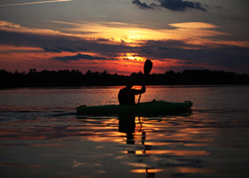 Excursiones nocturnas en canoa